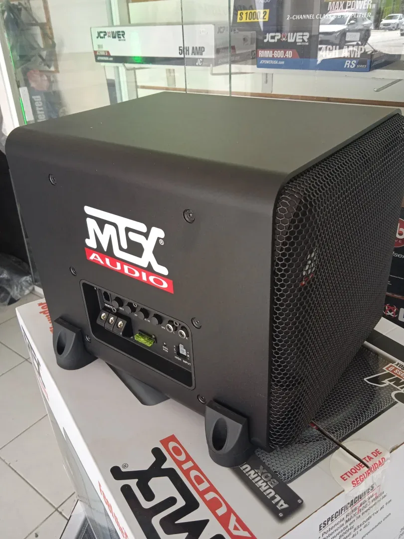 BAJO AMPLIFICADO 2x8" 500/1000 W MAX